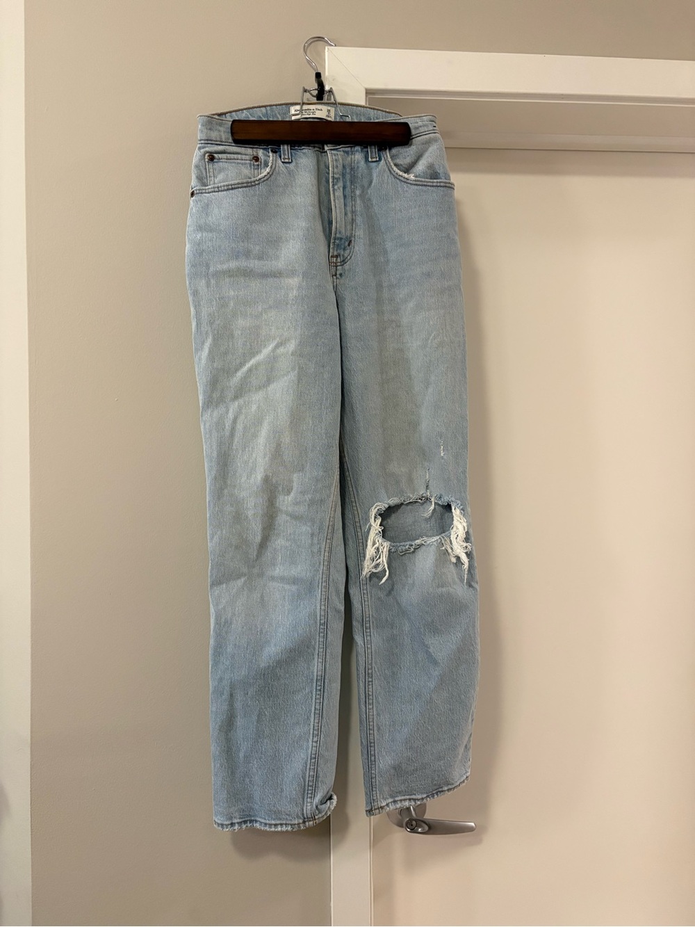 Abercrombie & Fitch 90s Straight Ultra High Rise Jeans